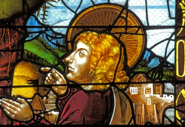 Ventana que representa a San Juan en la Transfiguración